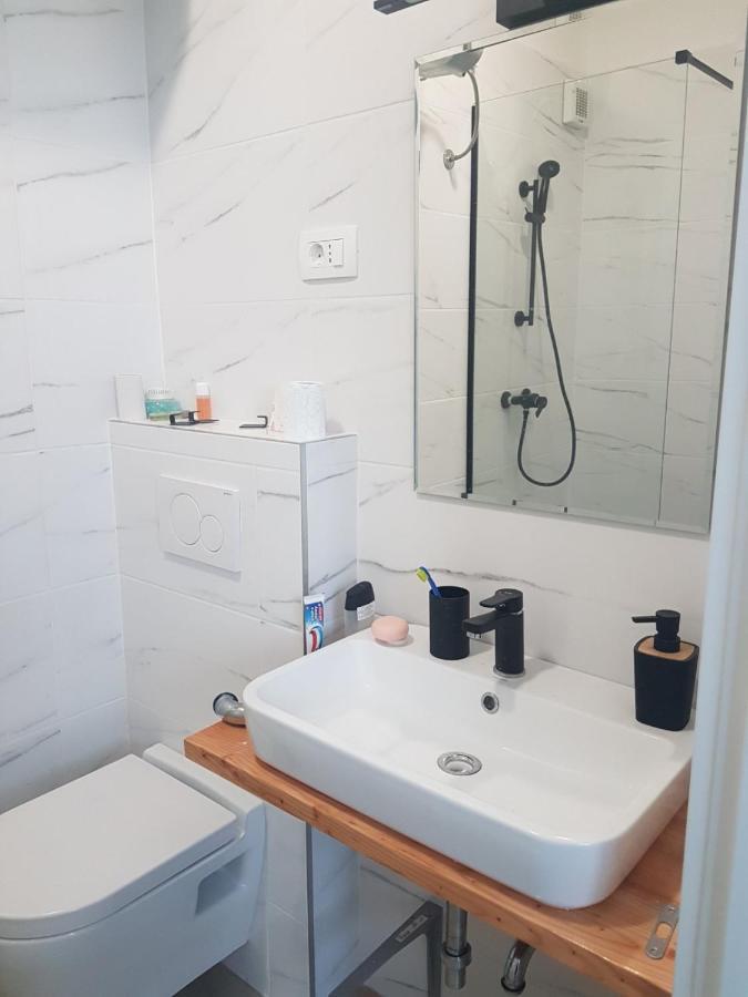 Apartma Soncek Izola Exterior foto