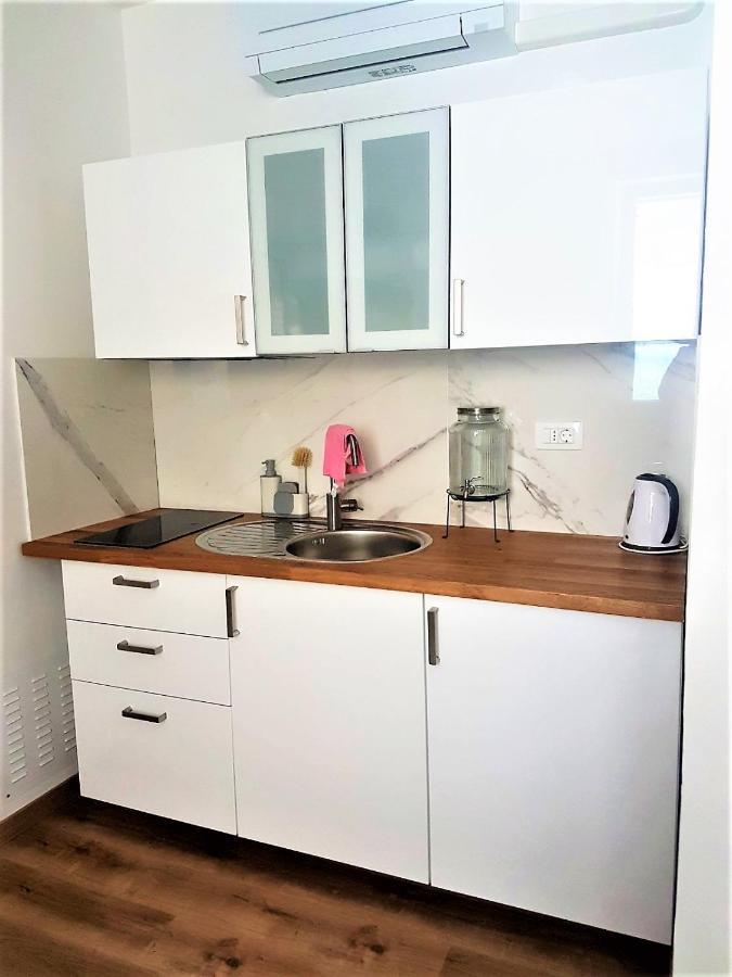 Apartma Soncek Izola Exterior foto